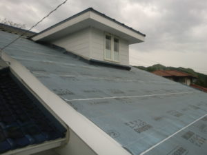 下葺き材新設した屋根