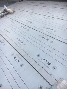 新しいルーフィング張り