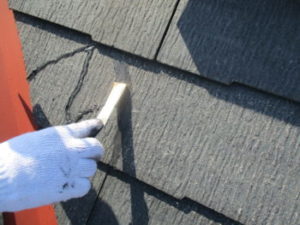 屋根のヒビ補修