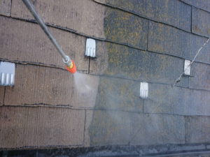 屋根　スレート　劣化　高圧洗浄