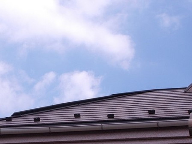 屋根　棟板金　浮き