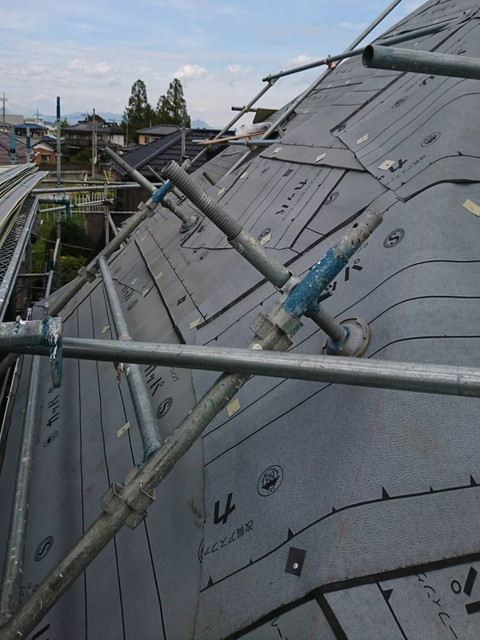 屋根カバー工法工事　防水シート