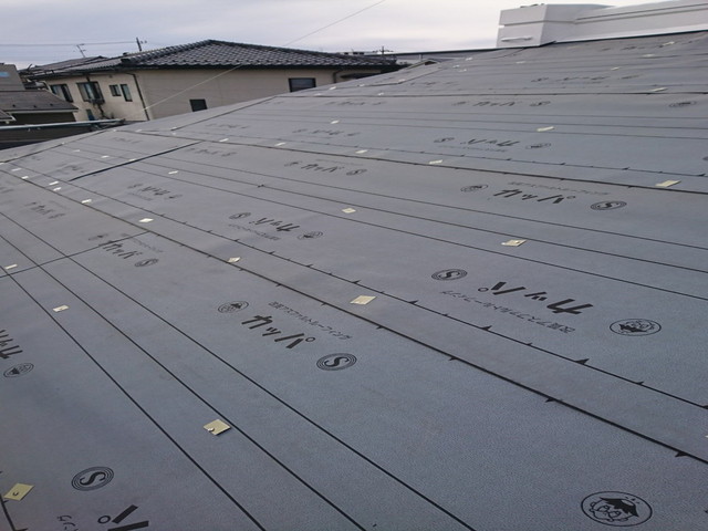 屋根　カバー工法　ルーフィング