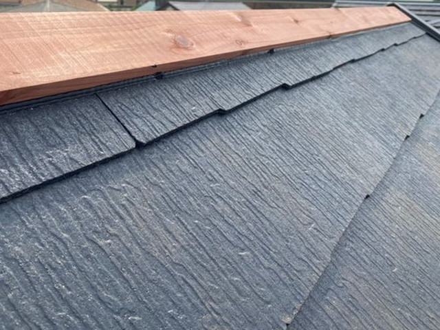 屋根　葺き替え工事　貫板　設置