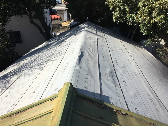 屋根カバー工法　雨漏り修理
