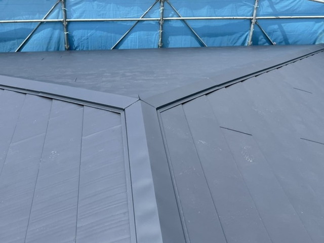 屋根　カバー工法工　ガルバリウム鋼板　