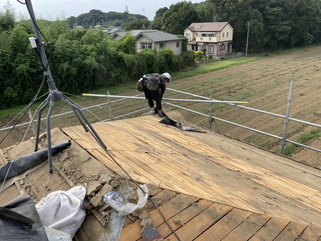 埼玉県熊谷市　和瓦屋根を葺き替えリフォーム　和瓦撤去