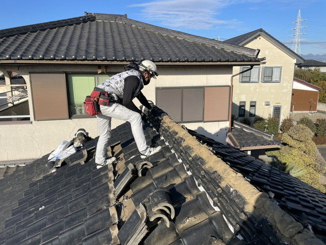 群馬県高崎市 横暖ルーフへ葺き替えリフォーム 既存瓦撤去
