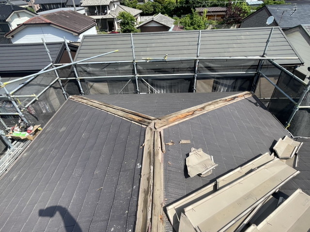 屋根カバー工法