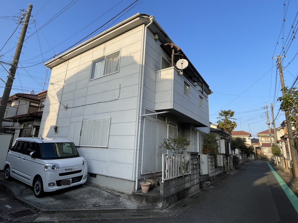 埼玉県熊谷市　コロニアル屋根被害　【棟板金飛散　無料調査】