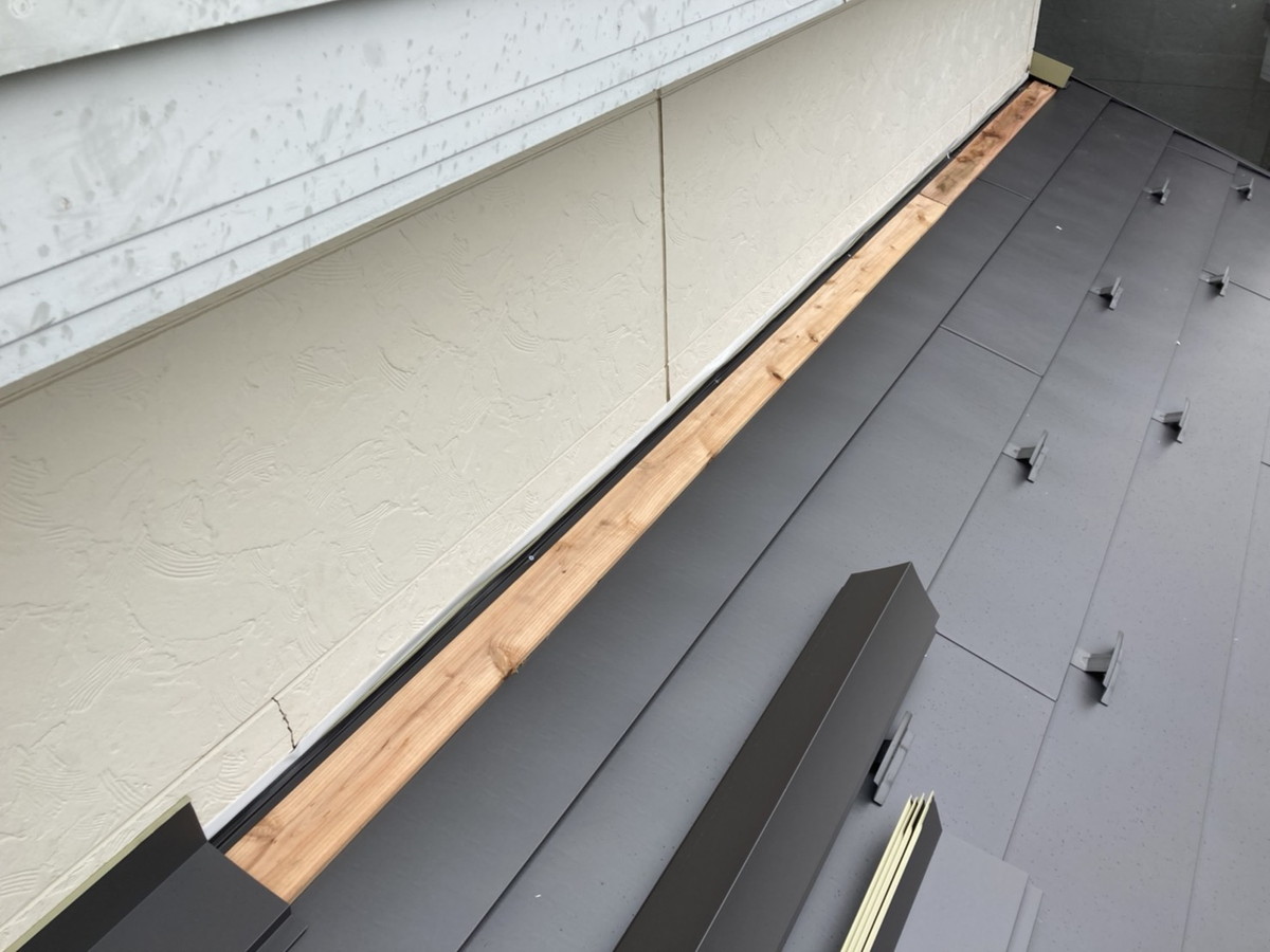 群馬県高崎市　葺き替え工事　横暖ルーフas