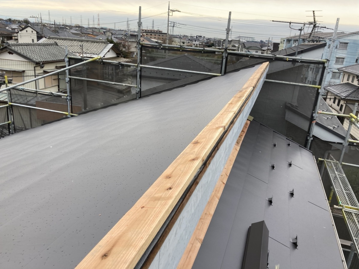 群馬県高崎市　葺き替え工事　横暖ルーフas
