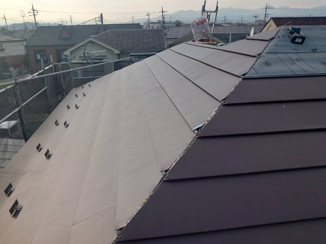 群馬県高崎市N様邸　コロニアル　スーパーガルテクト　カバー工法