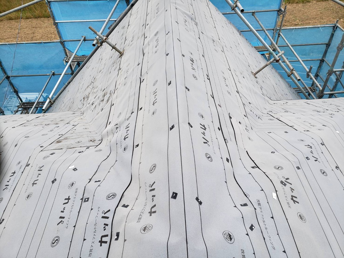 埼玉県本庄市H様邸 コロニアル 横暖ルーフ カバー工法