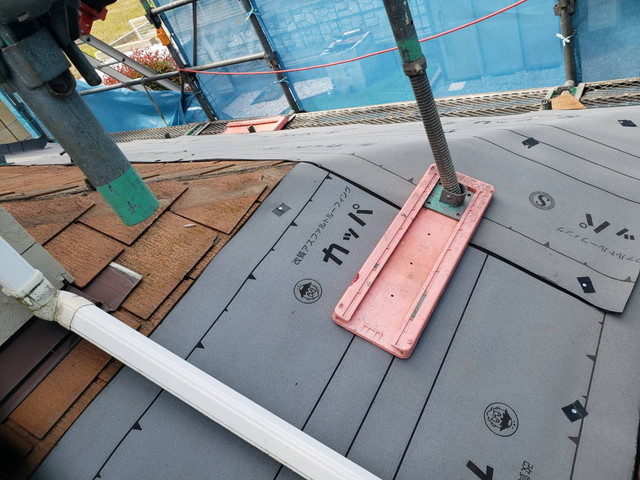 埼玉県本庄市H様邸　コロニアル　横暖ルーフ　カバー工法