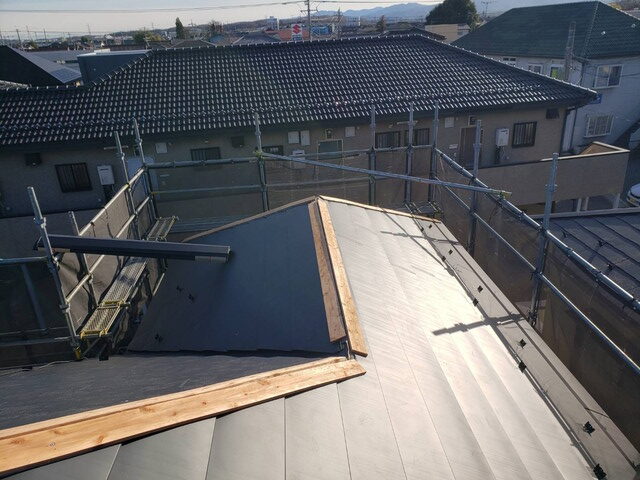 埼玉県本庄市S様邸　コロニアル　横暖ルーフs　カバー工法