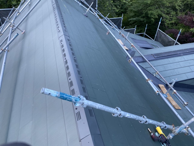 長野県軽井沢町Y様邸　コロニアル　横暖ルーフS 急勾配　葺き替え工事
