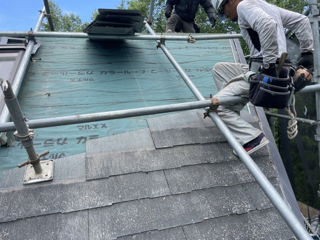 長野県軽井沢町Y様邸　コロニアル　横暖ルーフS  急勾配　葺き替え工事長野県軽井沢町Y様邸　コロニアル　横暖ルーフS  急勾配　葺き替え工事