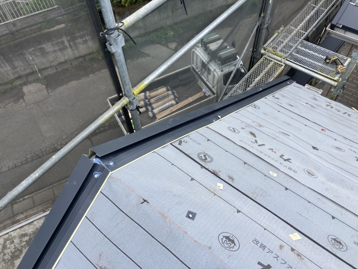 埼玉県寄居町K様邸 屋根カバー工法 コロニアル 横暖ルーフ