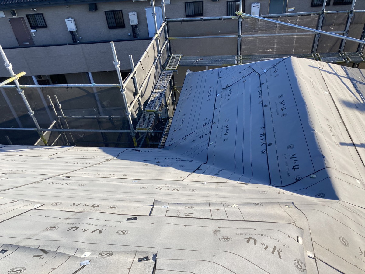 埼玉県本庄市S様邸　コロニアル　横暖ルーフs　カバー工法