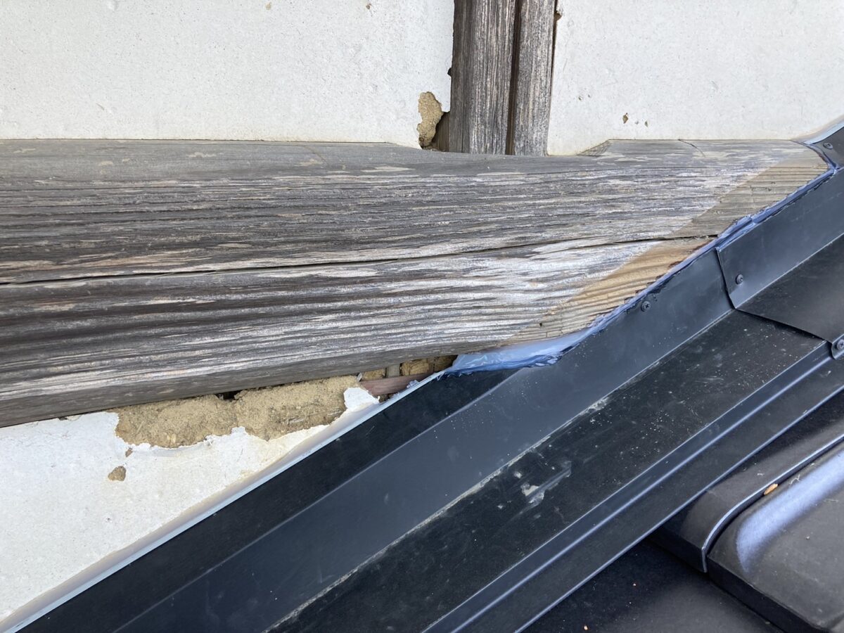 群馬県藤岡市T様邸　葺き替え工事　イーグルエクサ　和瓦　古民家