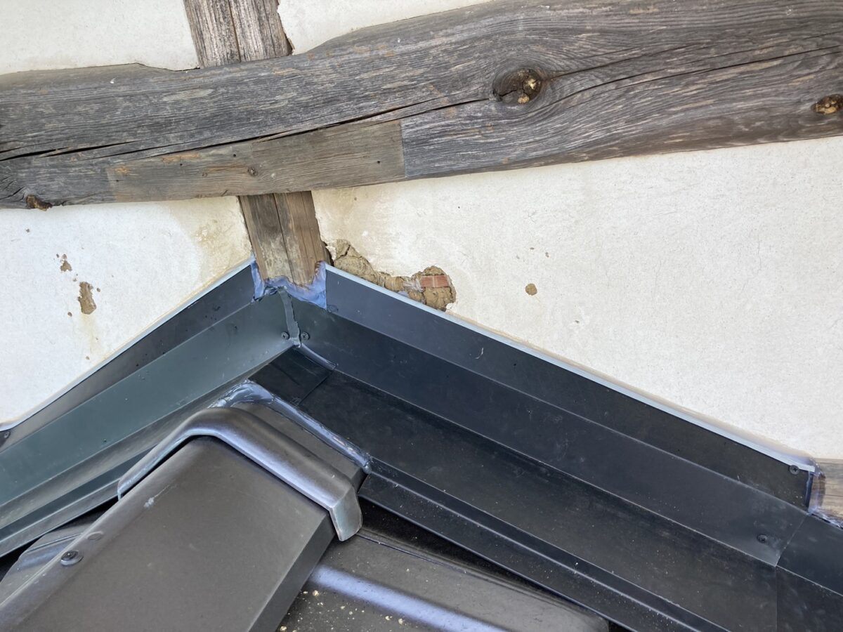 群馬県藤岡市T様邸　葺き替え工事　イーグルエクサ　和瓦　古民家