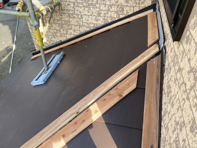 群馬県高崎市N様邸　コロニアル　スーパーガルテクト　カバー工法