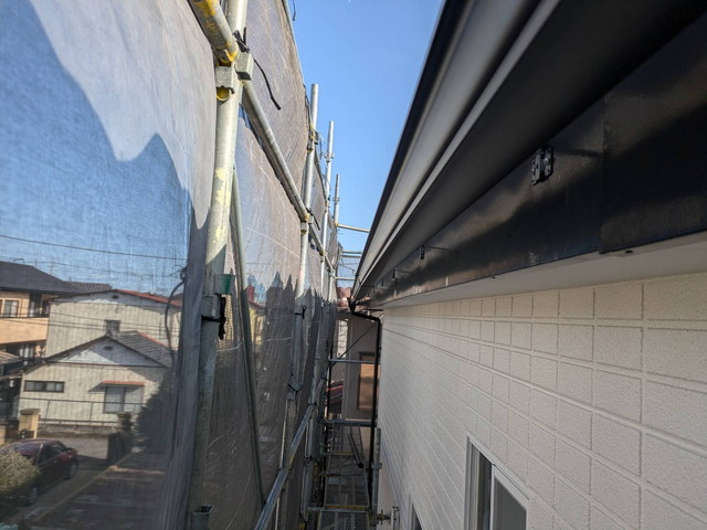 群馬県高崎市　雹・雪害　雨樋工事｜浦部住総の専門対応で安心