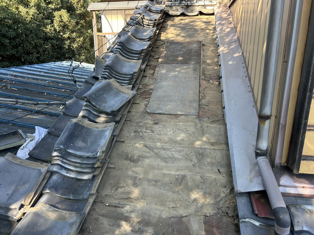 群馬県伊勢崎市　雨漏り修繕工事　下地処理